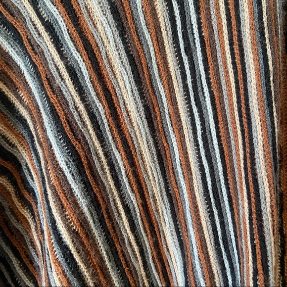 Croft & Barrow Ruana Wrap - Picture 4 of 13